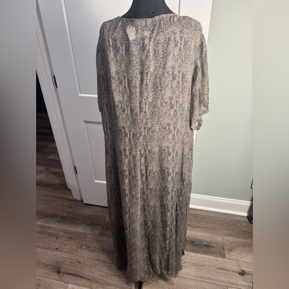 Spenser Jeremy Silk Chiffon Snakeskin Print Duster Dress Set Gray - Picture 5 of 9